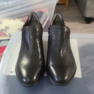 Black booties. EARTH brand. Brand new size 12